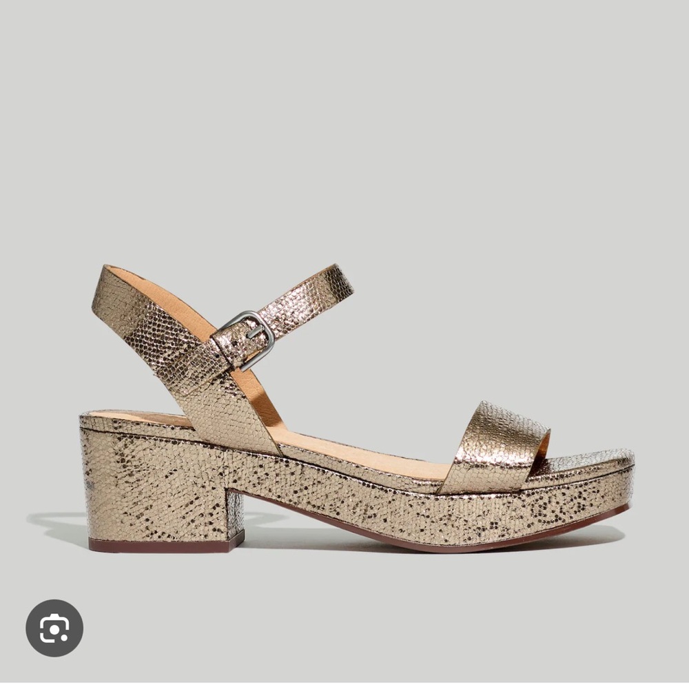 Madewell- Bronze, Crinkled Leather Sandals- Sz 9